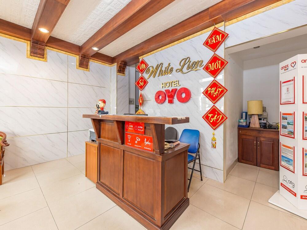White Lion Hotel נה טראנג מראה חיצוני תמונה