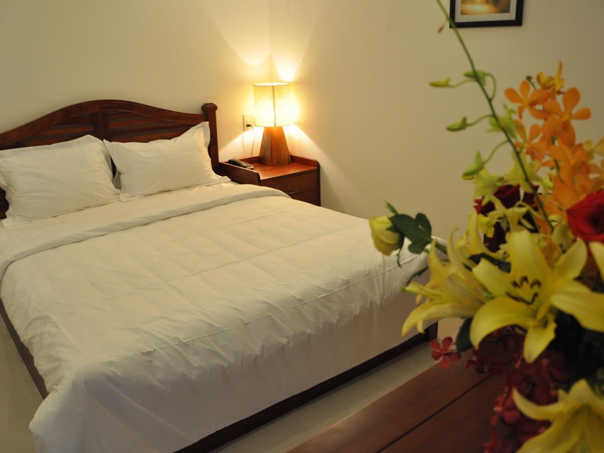 White Lion Hotel נה טראנג מראה חיצוני תמונה