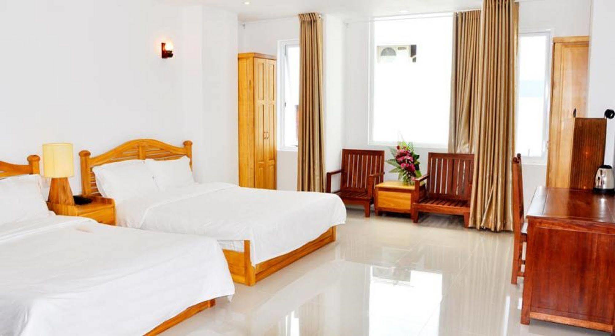 White Lion Hotel נה טראנג מראה חיצוני תמונה
